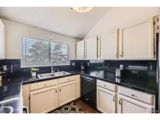 Photo #5: 5783182 Listing