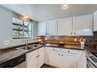 Photo #5: 5783671 Listing