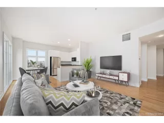 Photo #2: 5785303 Listing