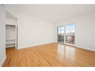 Photo #5: 5785303 Listing