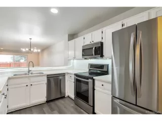 Photo #3: 5786057 Listing 