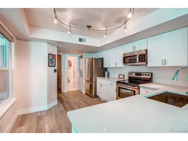 MLS: 5786912 Condo For Sale