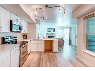 Photo #5: 5786912 Listing