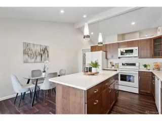Photo #3: 5789596 Listing