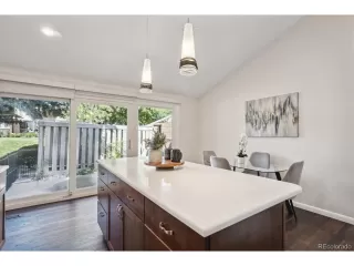 Photo #4: 5789596 Listing