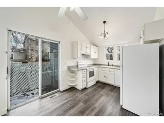 Photo #5: 5792262 Listing