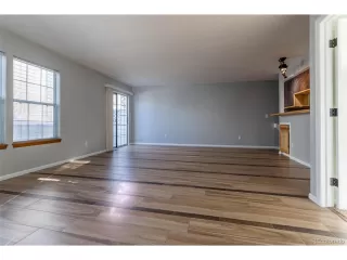 Photo #5: 5792460 Listing