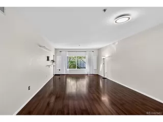 Photo #5: 5792992 Listing