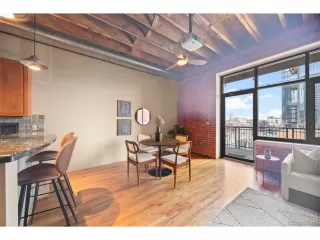 Photo #4: 5799492 Listing