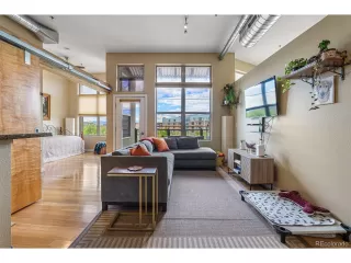 Photo #4: 5805707 Listing