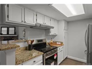 Photo #5: 5806168 Listing