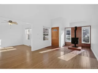 Photo #5: 5806571 Listing