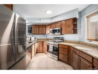 Photo #2: 5807309 Listing