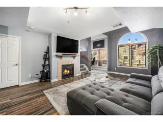 Photo #3: 5807309 Listing