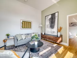 Photo #2: 5807940 Listing