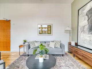 Photo #3: 5807940 Listing