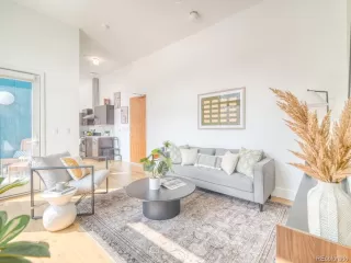 Photo #4: 5807940 Listing