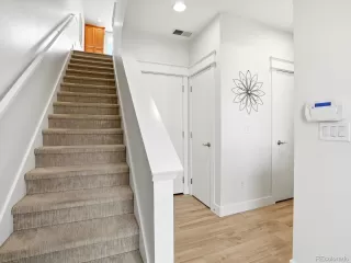 Photo #4: 5818086 Listing