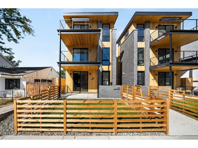 MLS: 5818133 Condo For Sale