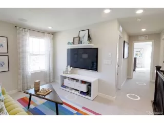 Photo #3: 5819335 Listing