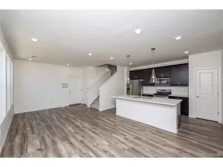 Photo #4: 5819335 Listing