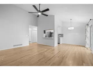 Photo #3: 5819386 Listing