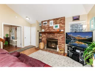 Photo #5: 5823313 Listing