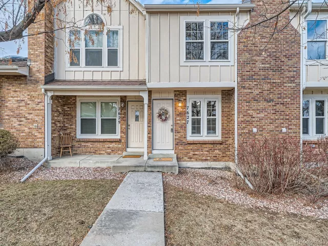 MLS: 5823647 Condo For Sale