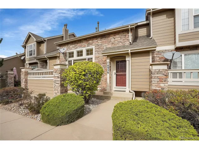 MLS: 5823902 Condo For Sale