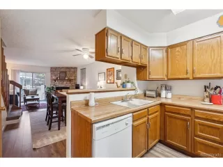 Photo #3: 5828965 Listing