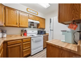 Photo #4: 5828965 Listing