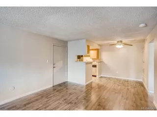 Photo #3: 5830798 Listing