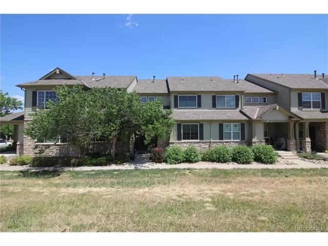 MLS: 5832150 Condo For Sale