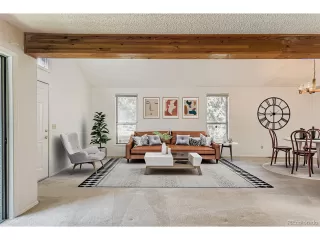 Photo #2: 5833334 Listing