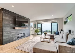 Photo #2: 5838529 Listing