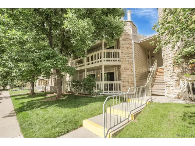 MLS: 5839825 Condo For Sale