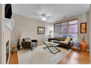 Photo #5: 5839989 Listing