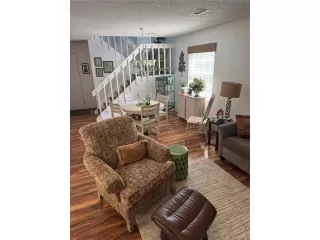 Photo #3: 5841057 Listing