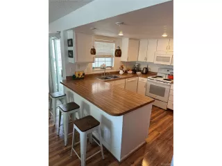 Photo #4: 5841057 Listing