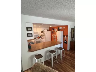 Photo #5: 5841057 Listing