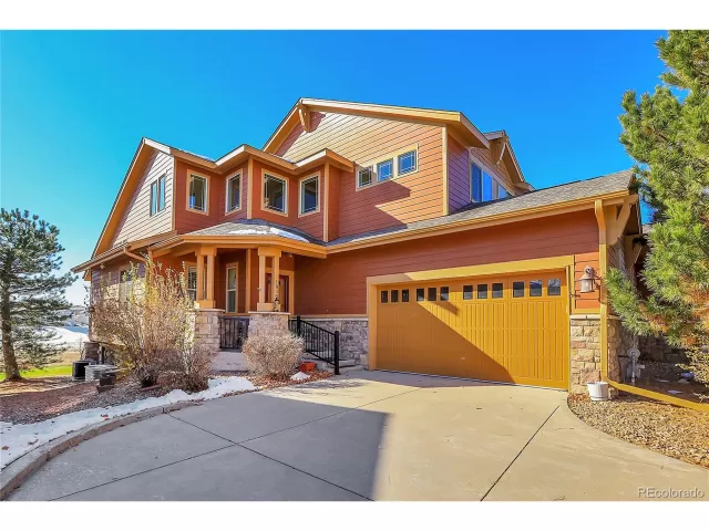 MLS: 5850877 Condo For Sale