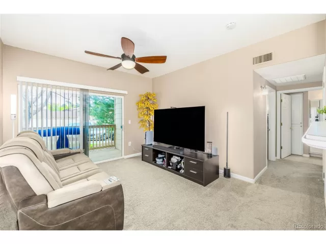 MLS: 5855848 Condo For Sale