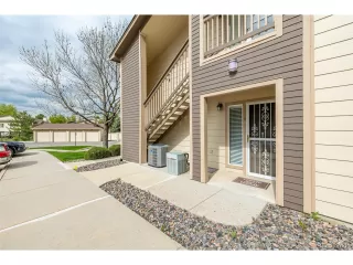 Photo #2: 5855848 Listing