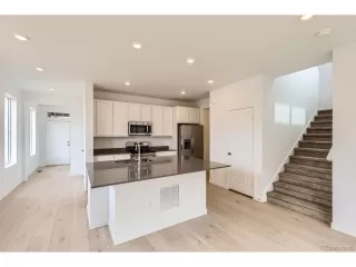 Photo #3: 5856387 Listing 