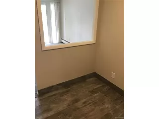 Photo #4: 5857899 Listing