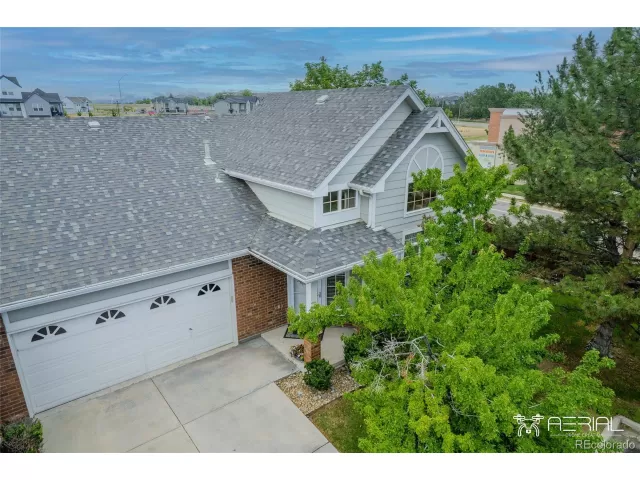 MLS: 5858719 Condo For Sale