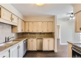 Photo #2: 5859686 Listing