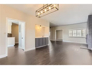 Photo #4: 5859686 Listing