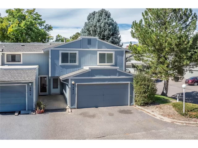 MLS: 5863151 Condo For Sale