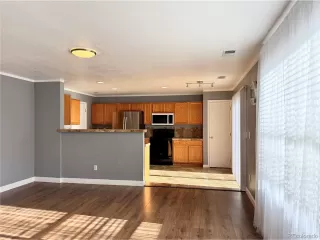 Photo #5: 5864709 Listing 